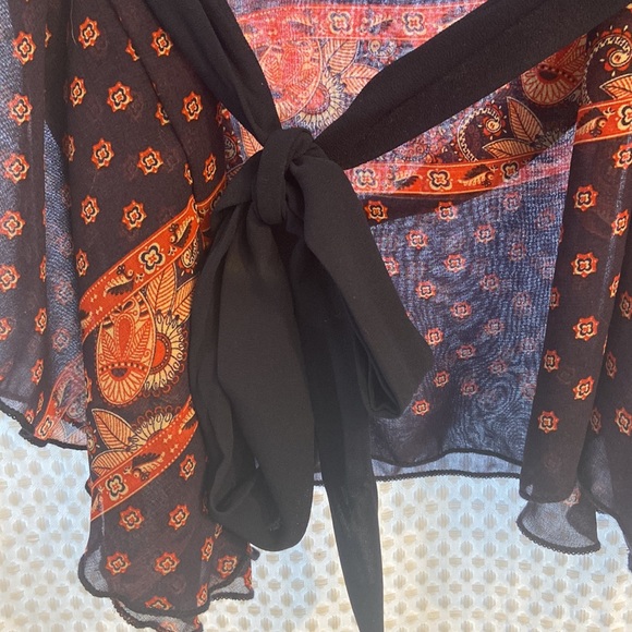 Batwing blouse - Picture 2 of 3